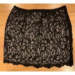 Ann Taylor LOFT Black Lace Skirt Women’s 10 Classic Occasion Cocktail
